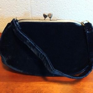 Vintage🌹GARAY Exquisite Black Velvet Purse!
